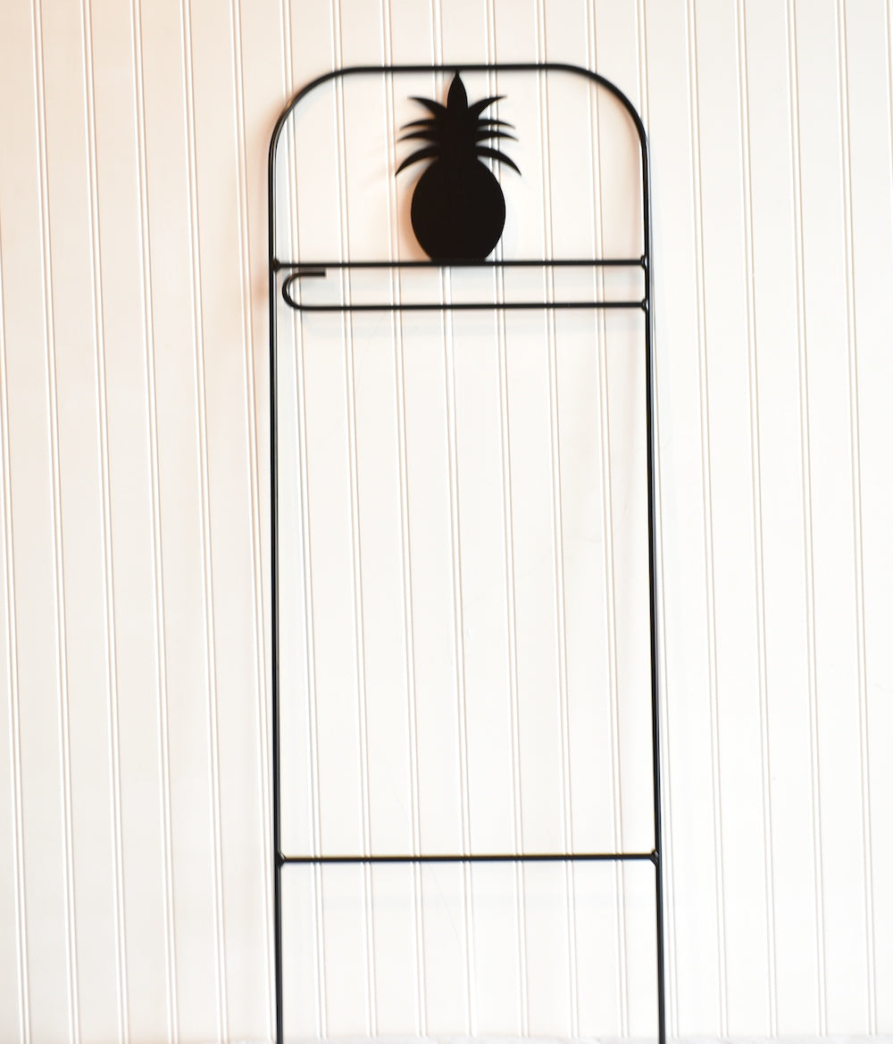 Small Garden Flag Arbor With Pineapple Cutout Design