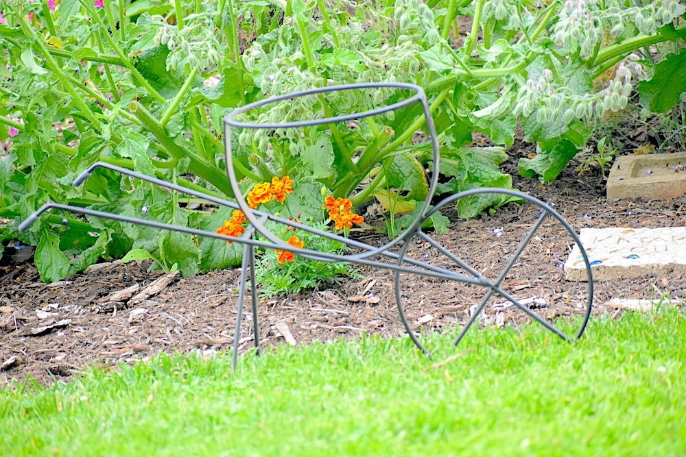 Wheelbarrow Plant Holder for 10" Pots Wrought Iron Garden Path PA